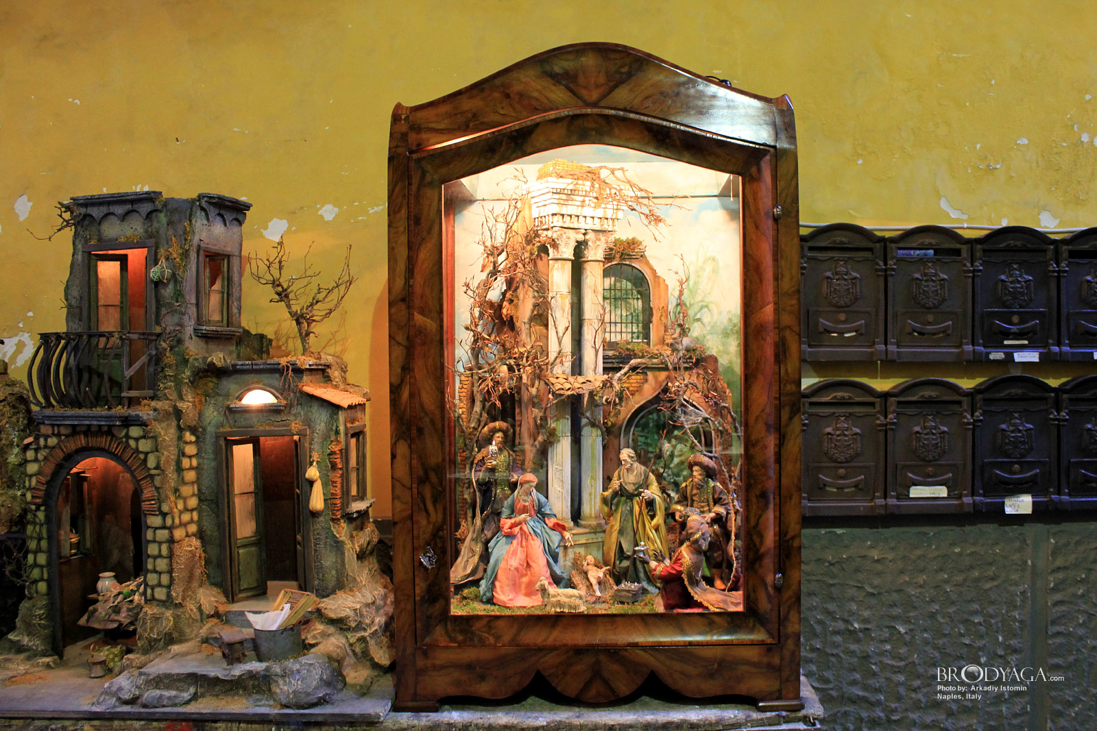 San Gregorio Armeno, Naples